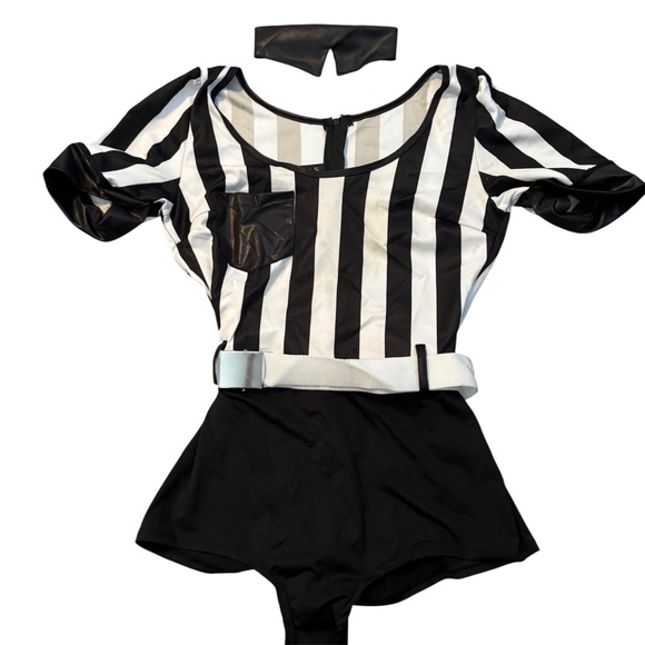 Leg Avenue Women’s No Rules Referee Halloween Costume Romper Set – Medium - Picture 2 of 4